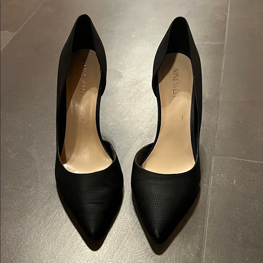 Nine West Black Pointed Toe Heels